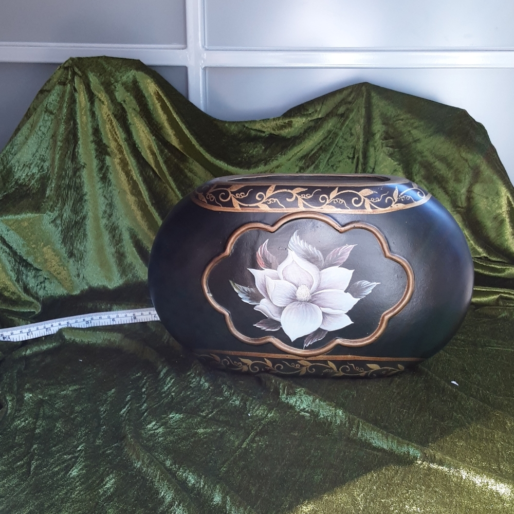 Magnolia pot - Picture 2 of 4